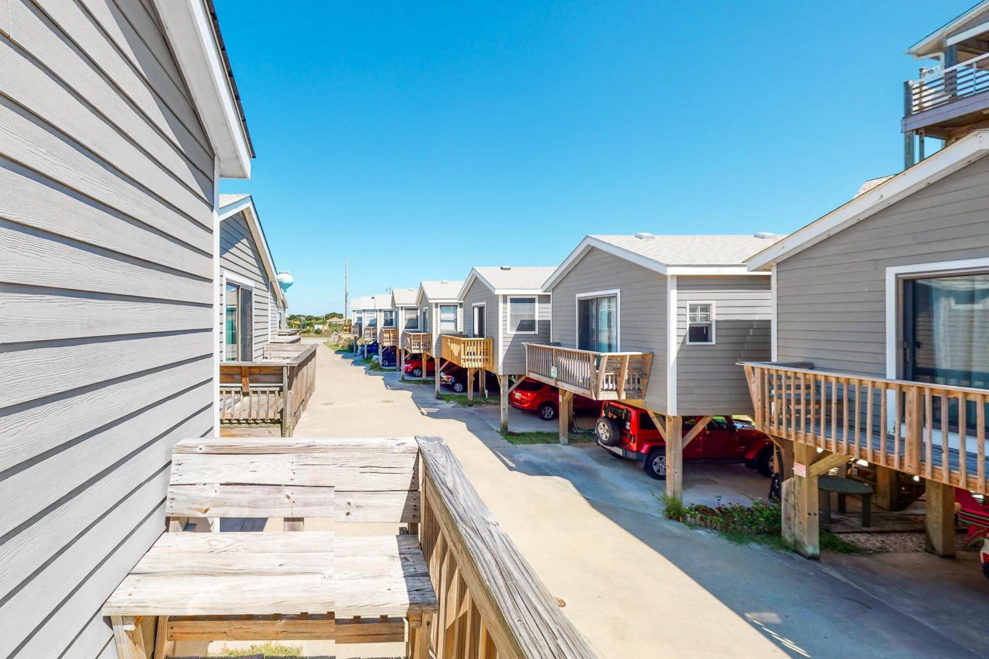 Southern Comfort Cabana Hatteras Room photo