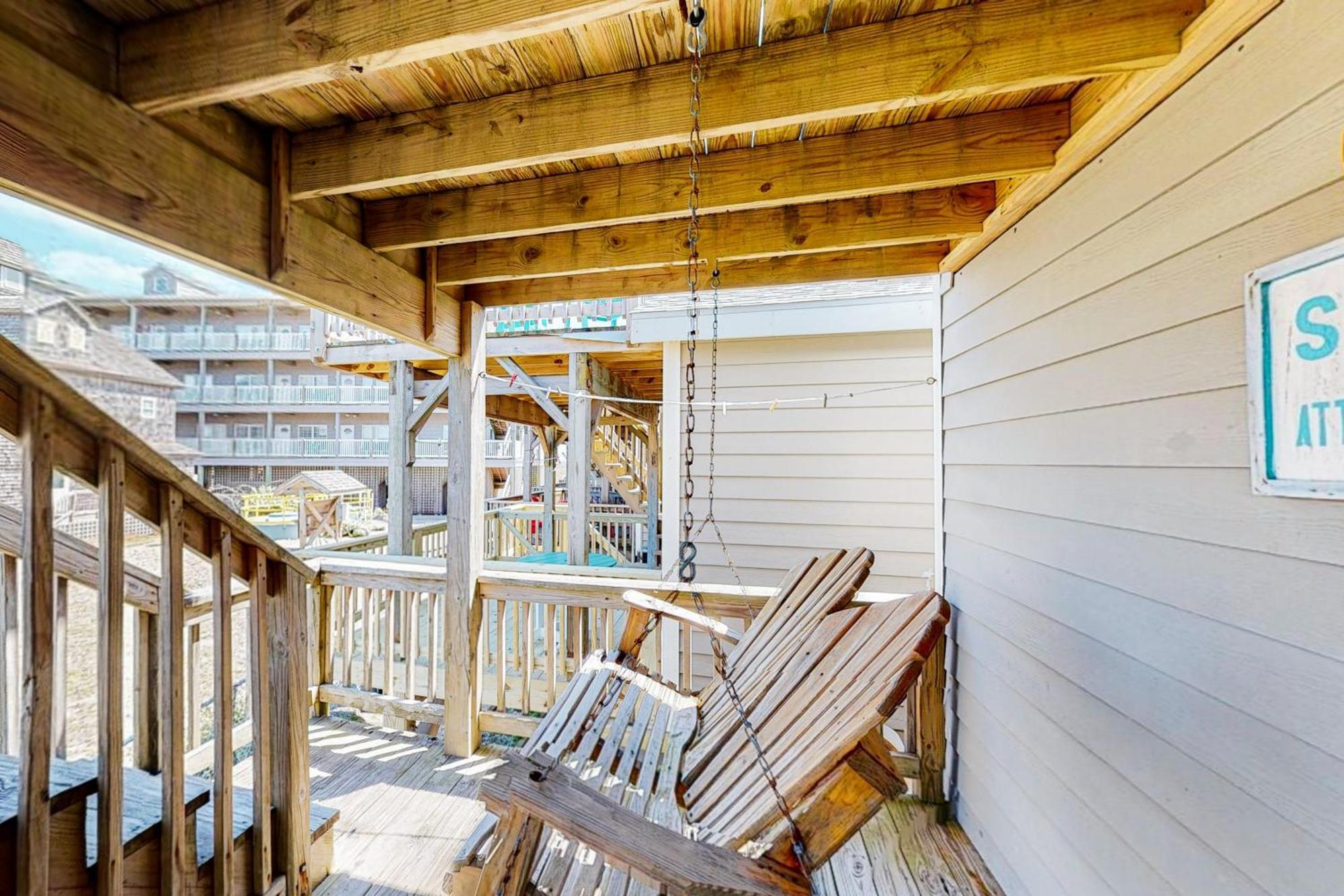 Southern Comfort Cabana Hatteras Room photo